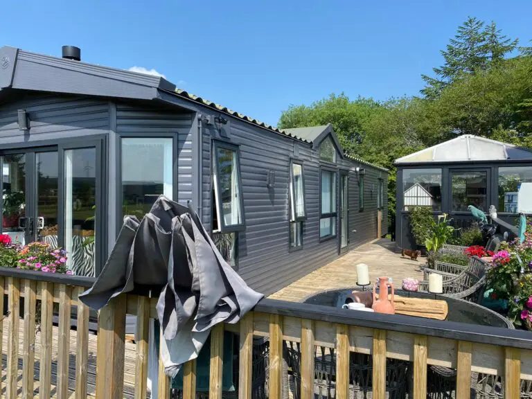 What is Cladding Paint? Learn More About Cladding Painting