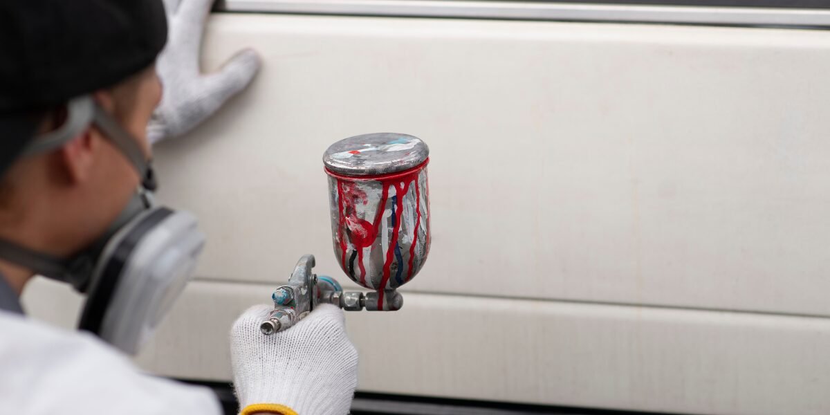 Spray Painting Solutions for Bedfordshire Commercial Properties