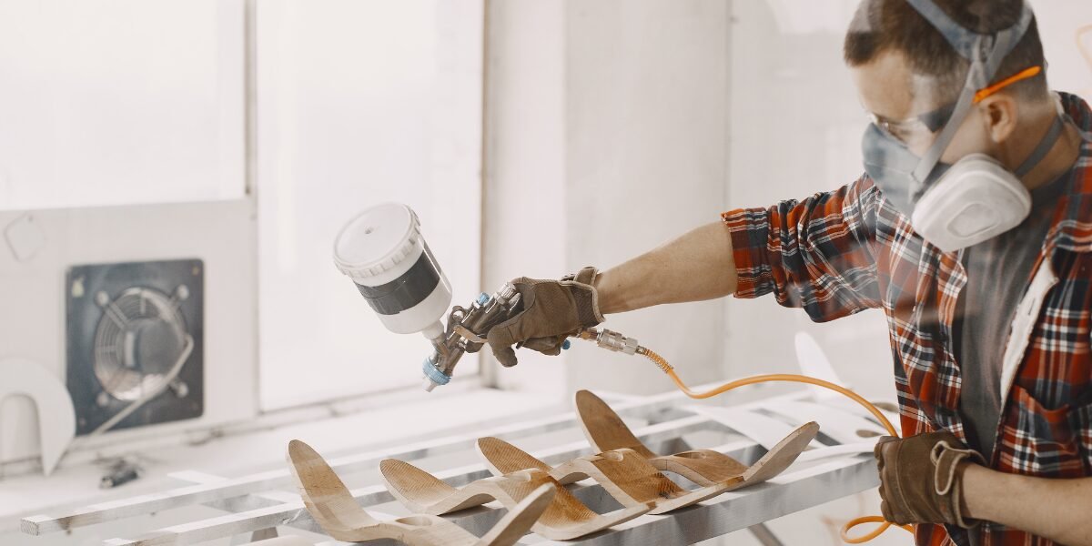 Commercial Spray Painting Contractor in Bedfordshire
